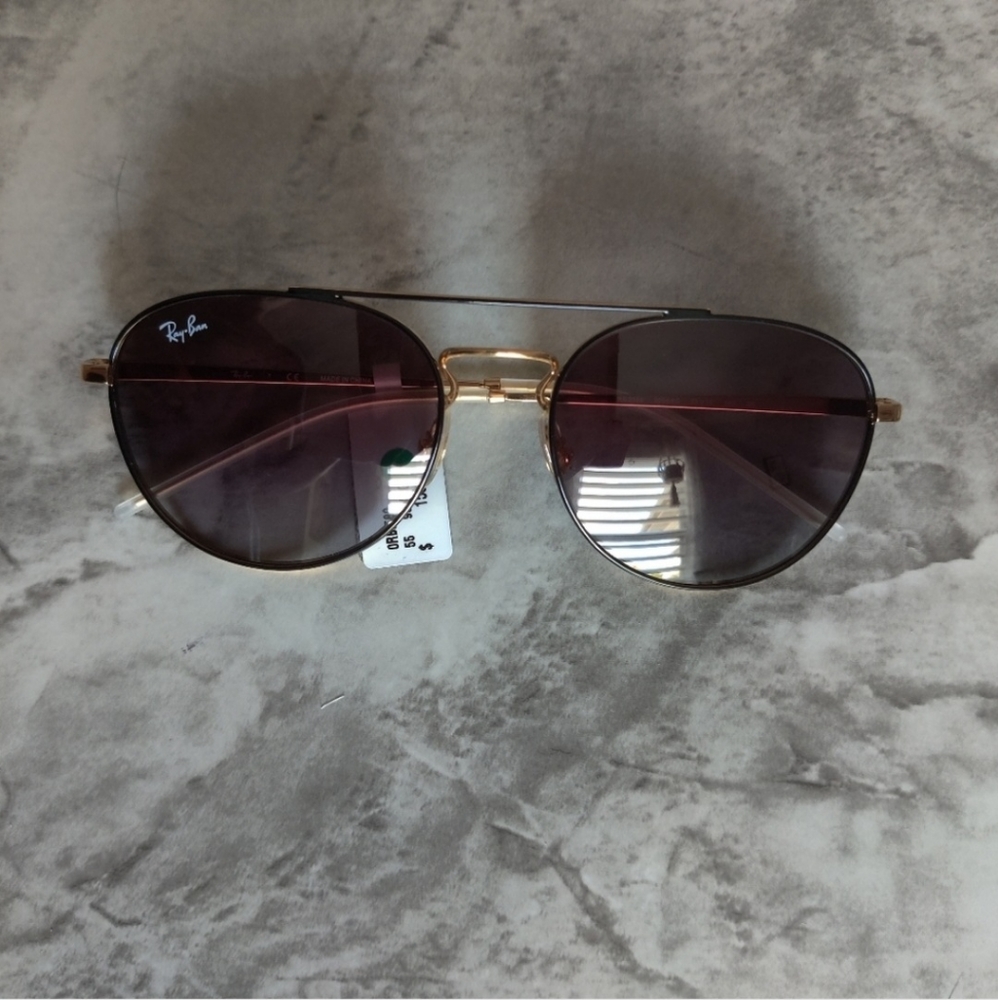 Ray-Ban Aviators - Picture 2 of 12
